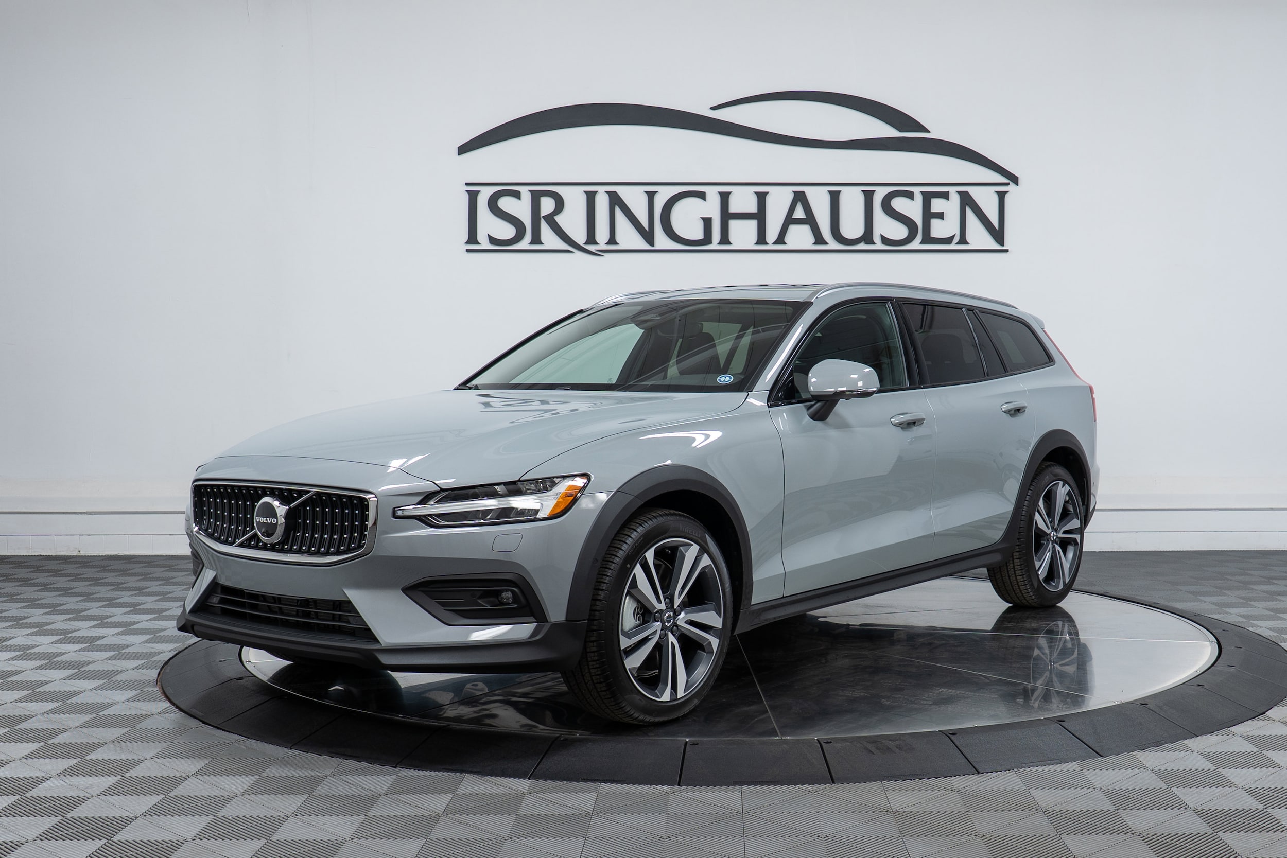 2026 Volvo V60 Cross Country Wagon 