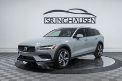 2026 Volvo V60 Cross Country B5 Plus Wagon