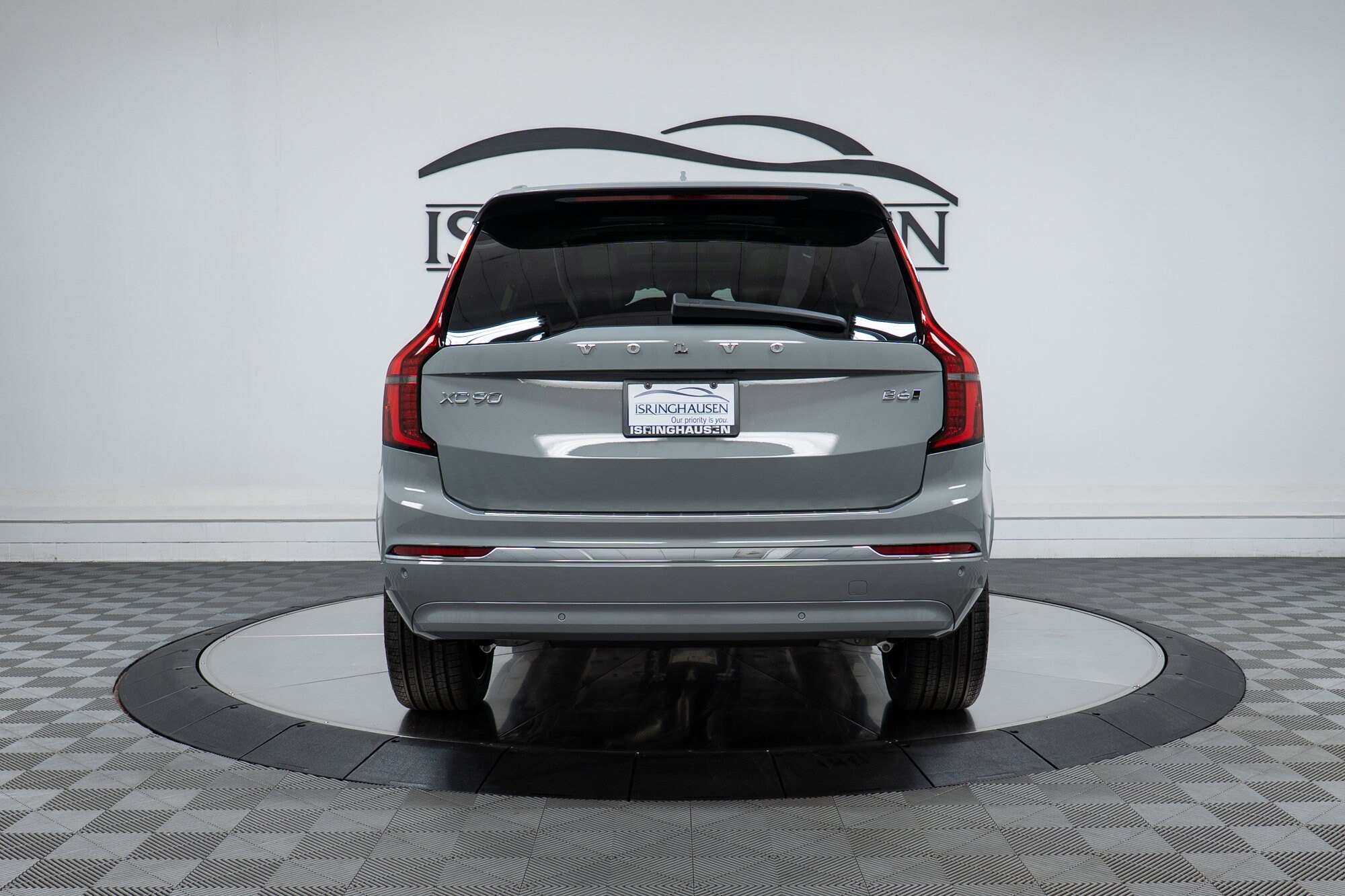 2026 Volvo XC90 Plus - Photo 6