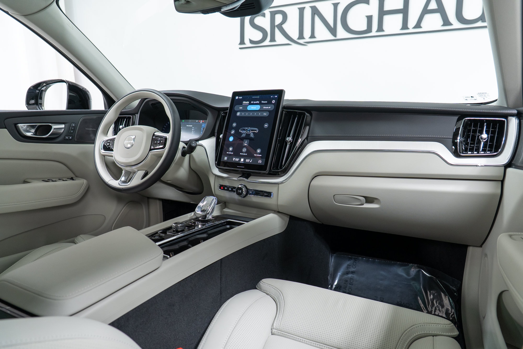 2026 Volvo XC60 Ultra - Photo 14