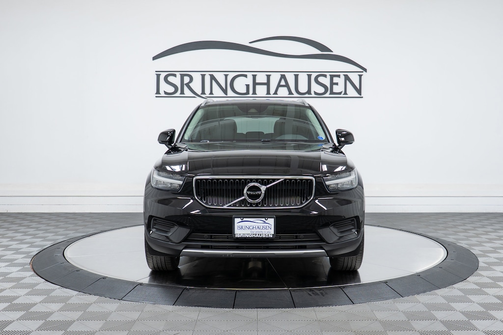 Used 2020 Volvo XC40 T5 Momentum SUV