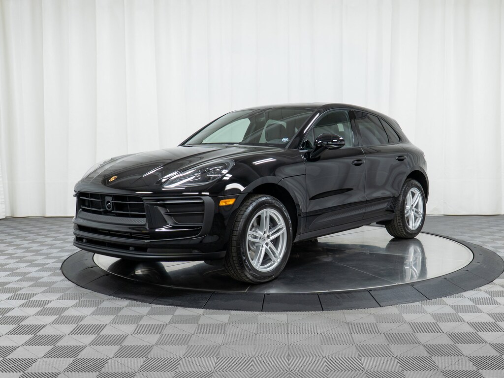 Used 2025 Porsche Macan SUV