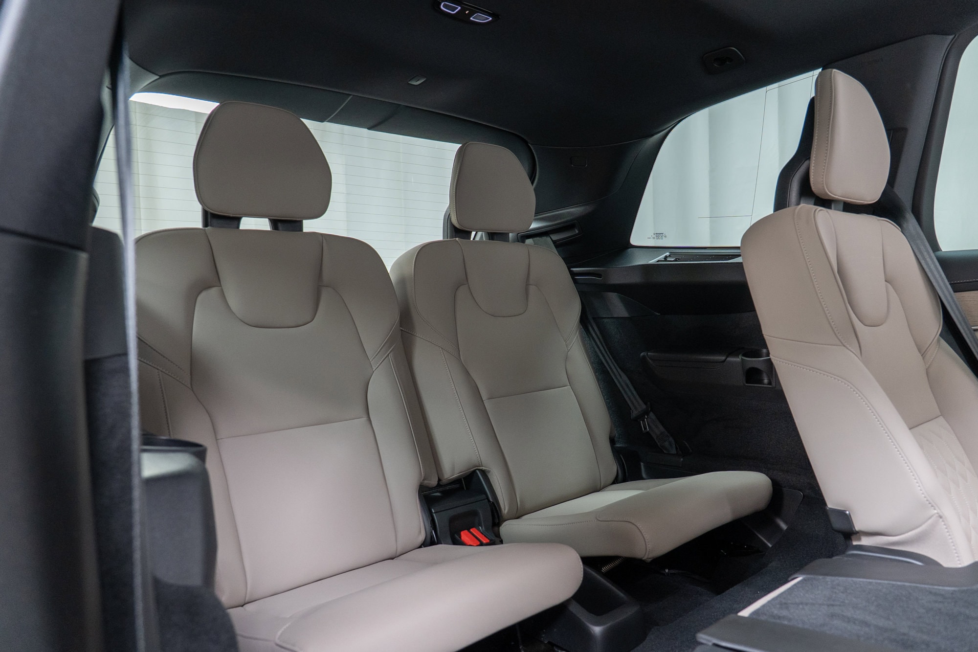 2026 Volvo XC90 Plus - Photo 24