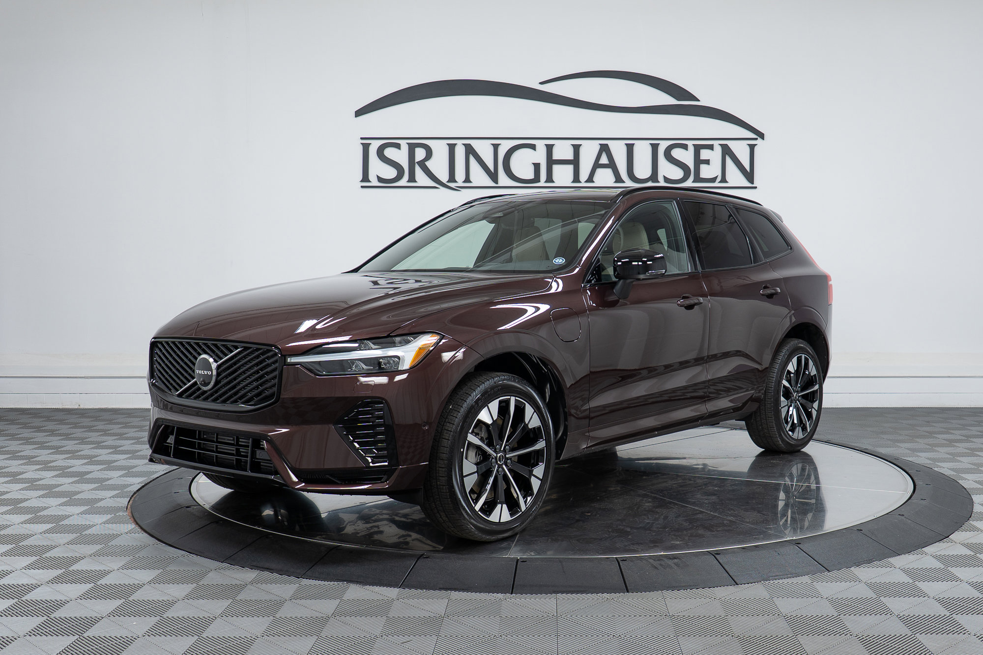 2026 Volvo XC60 plug-in hybrid SUV 