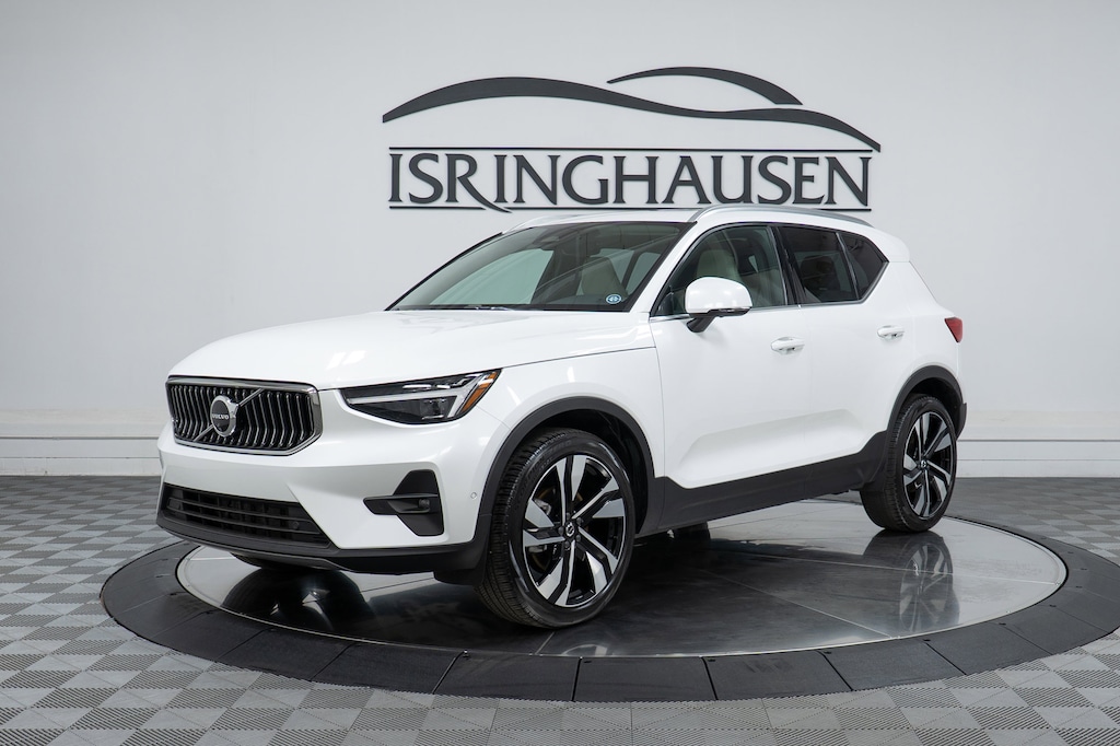 Certified 2025 Volvo XC40 B5 Plus Bright Theme SUV