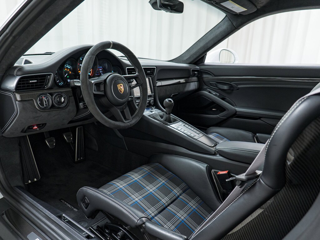 Used 2016 Porsche 911 R Coupe
