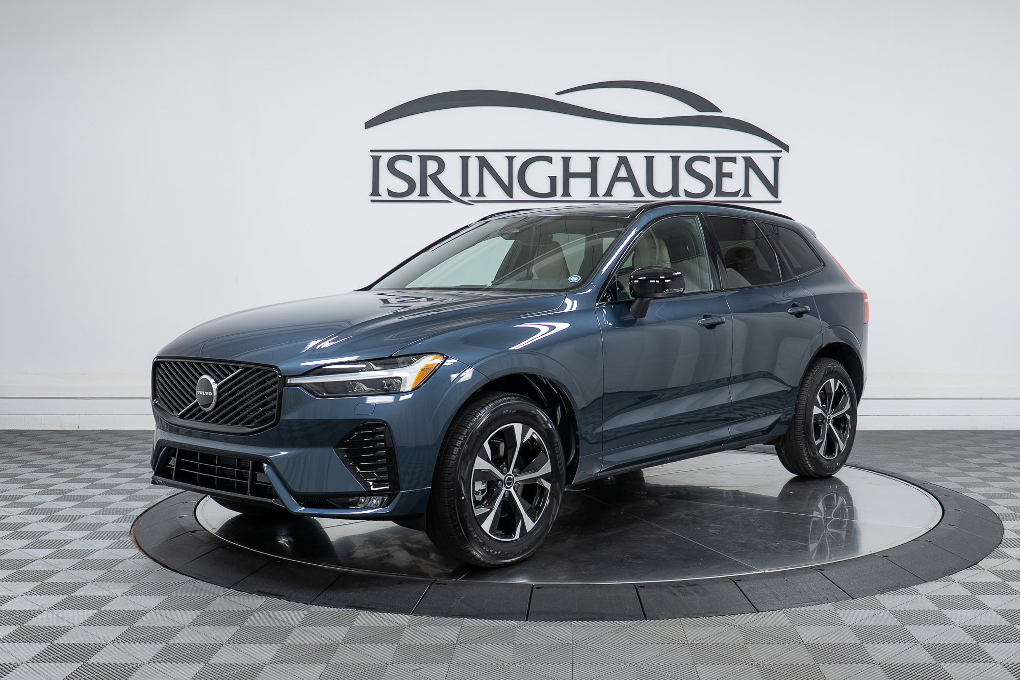 Experience Luxury With the All-New Volvo XC60 in Springfield, IL