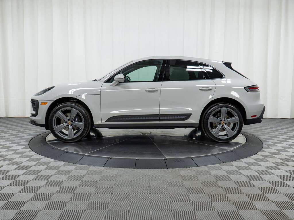 Used 2025 Porsche Macan SUV