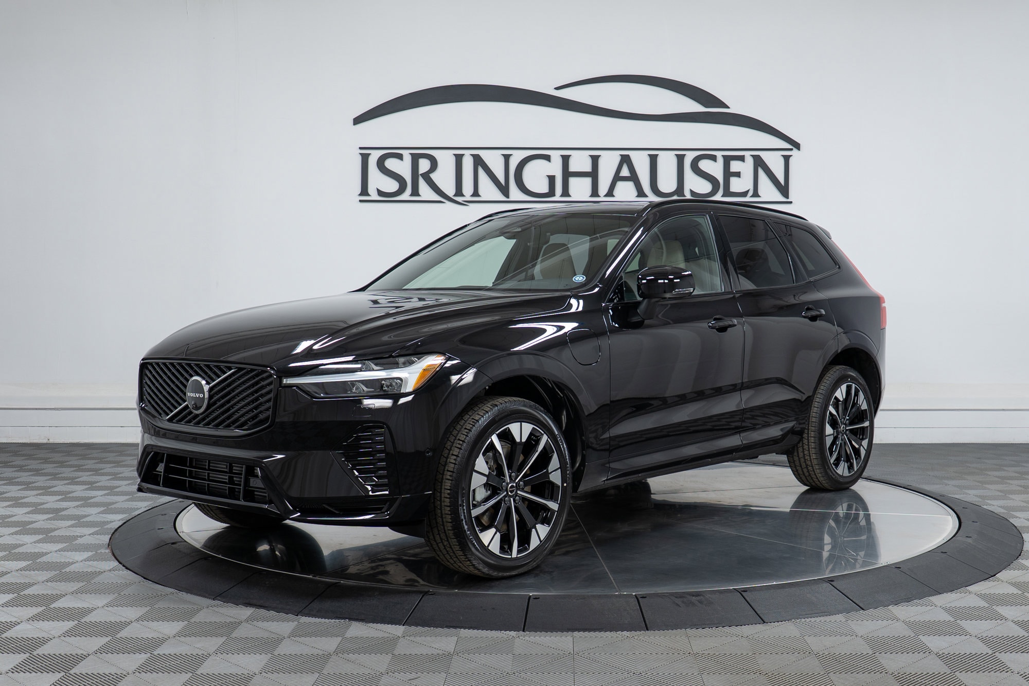 2026 Volvo XC60 plug-in hybrid SUV 