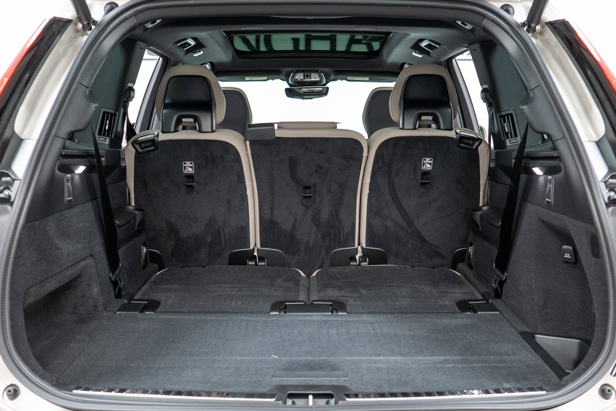 2026 Volvo XC90 Plus - Photo 10