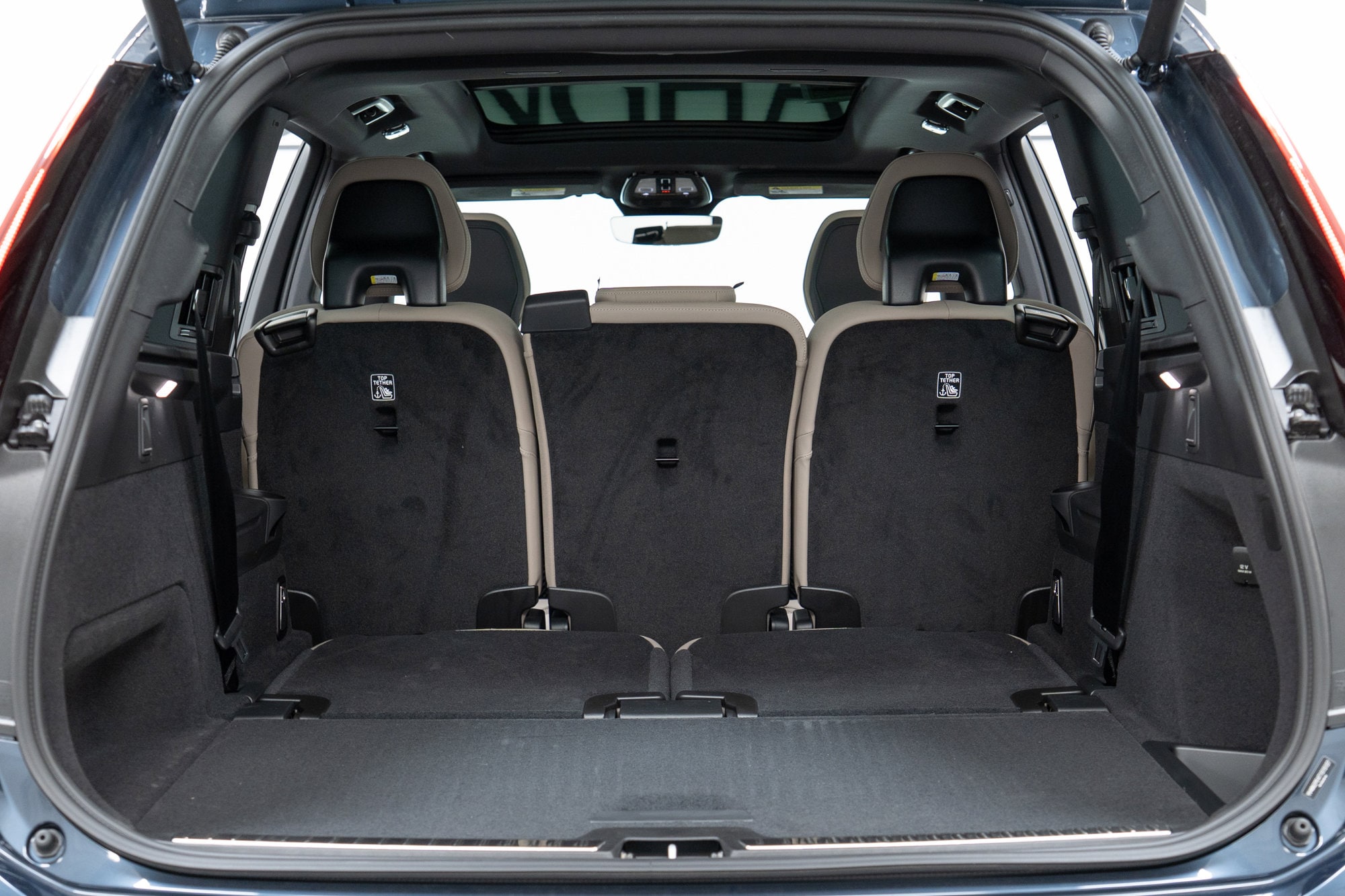 2026 Volvo XC90 Plus - Photo 10