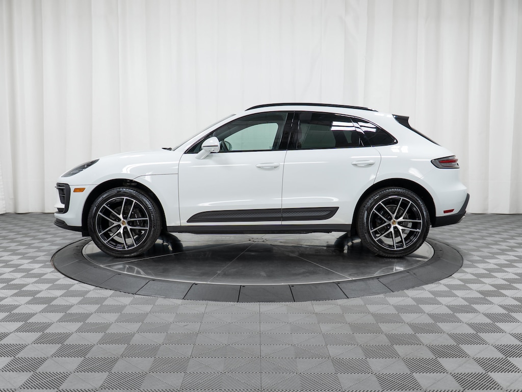Used 2022 Porsche Macan SUV