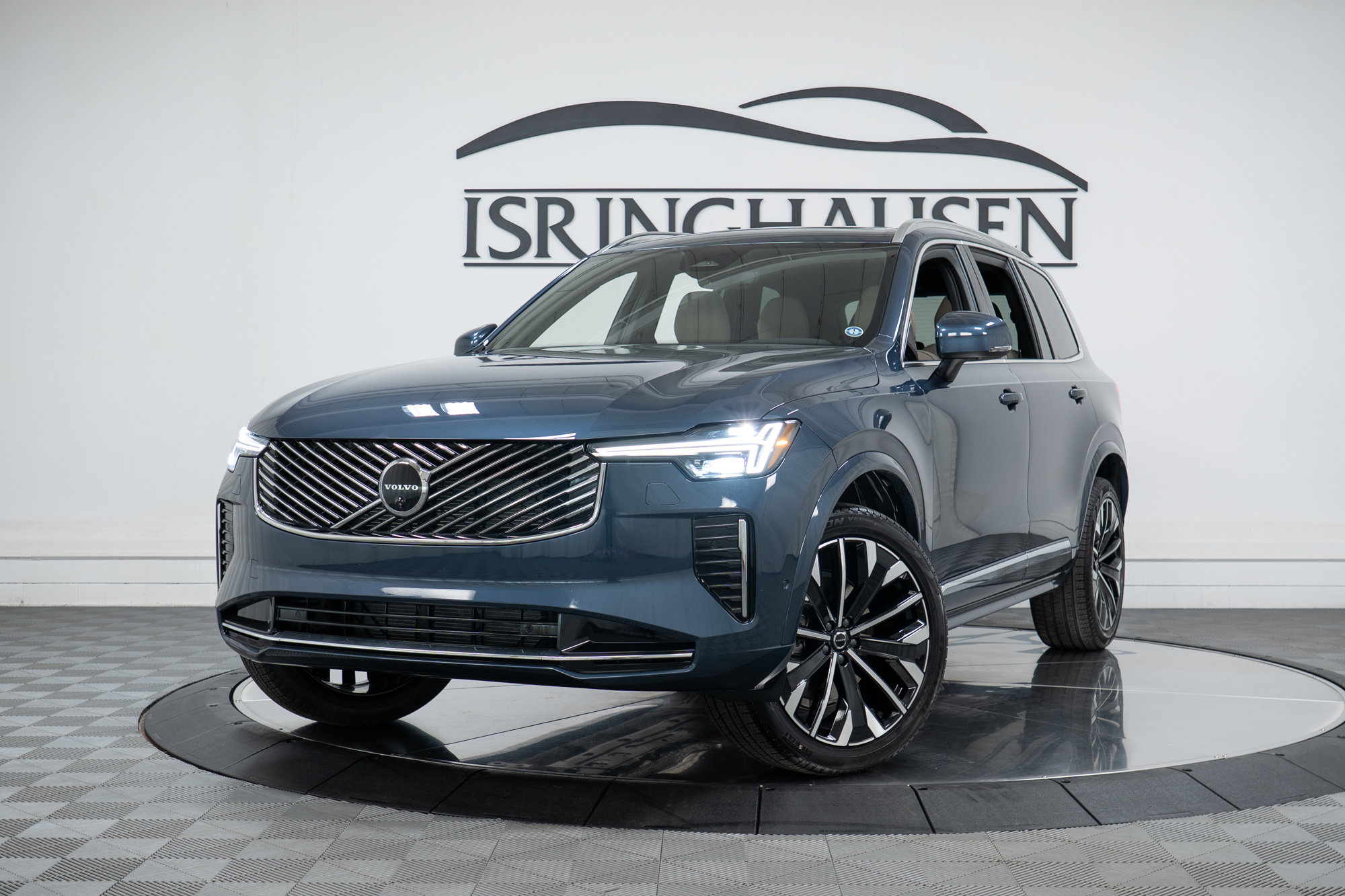 2026 Volvo XC90 Plus - Photo 27