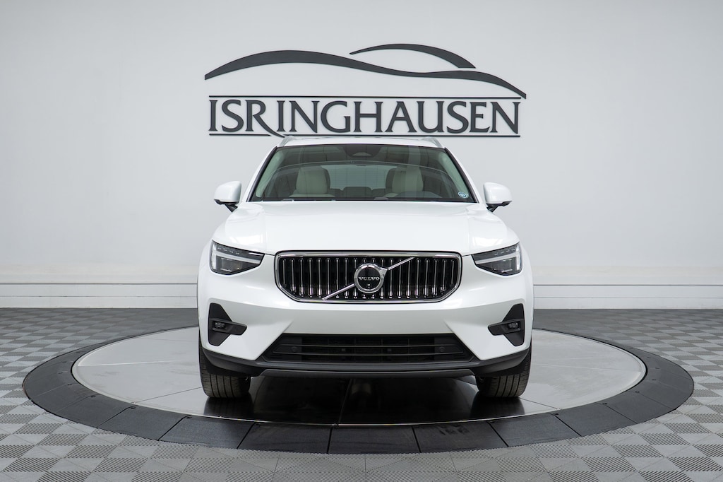 Certified 2025 Volvo XC40 B5 Plus Bright Theme SUV