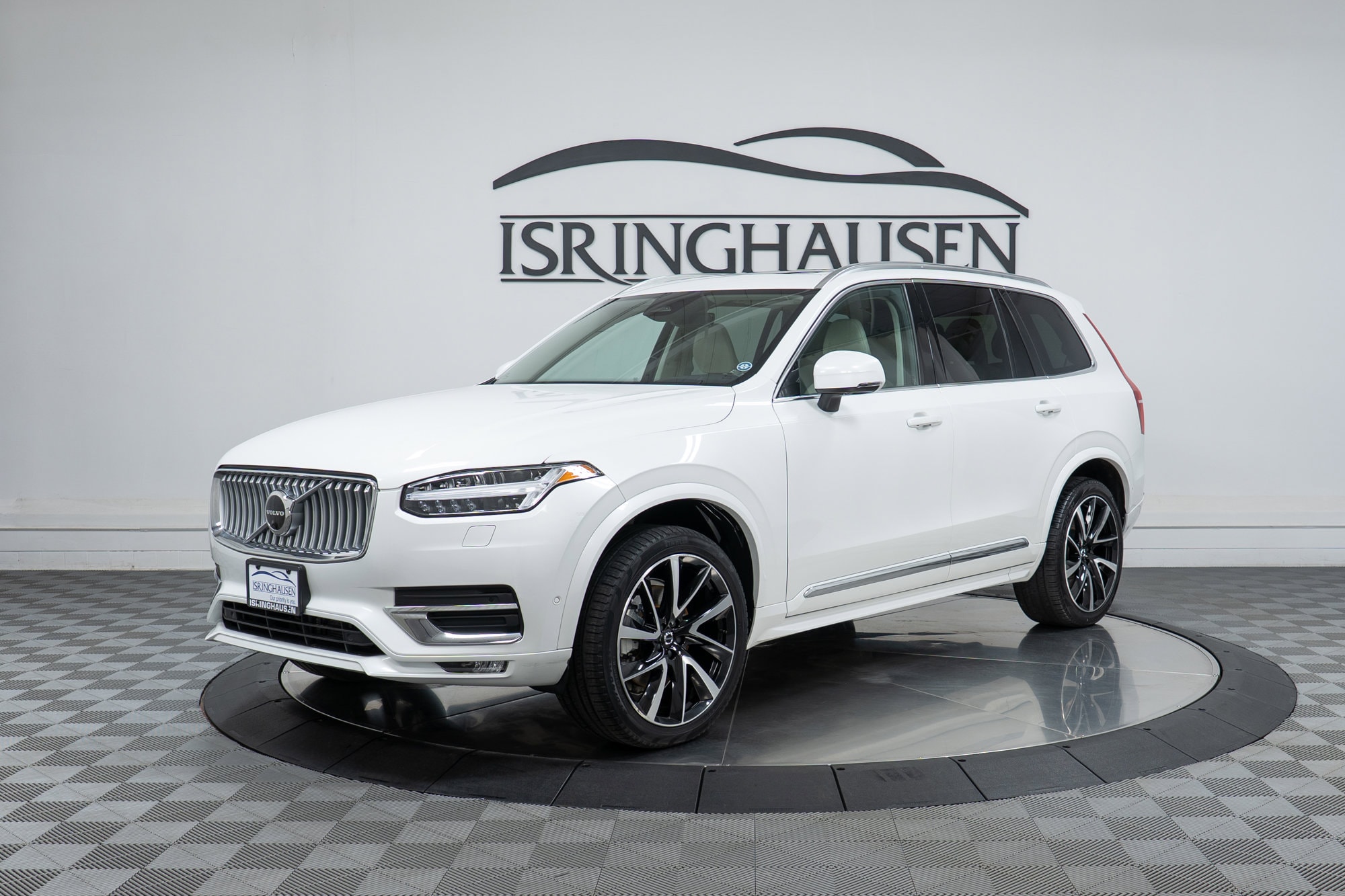 2023 Volvo XC90 SUV 