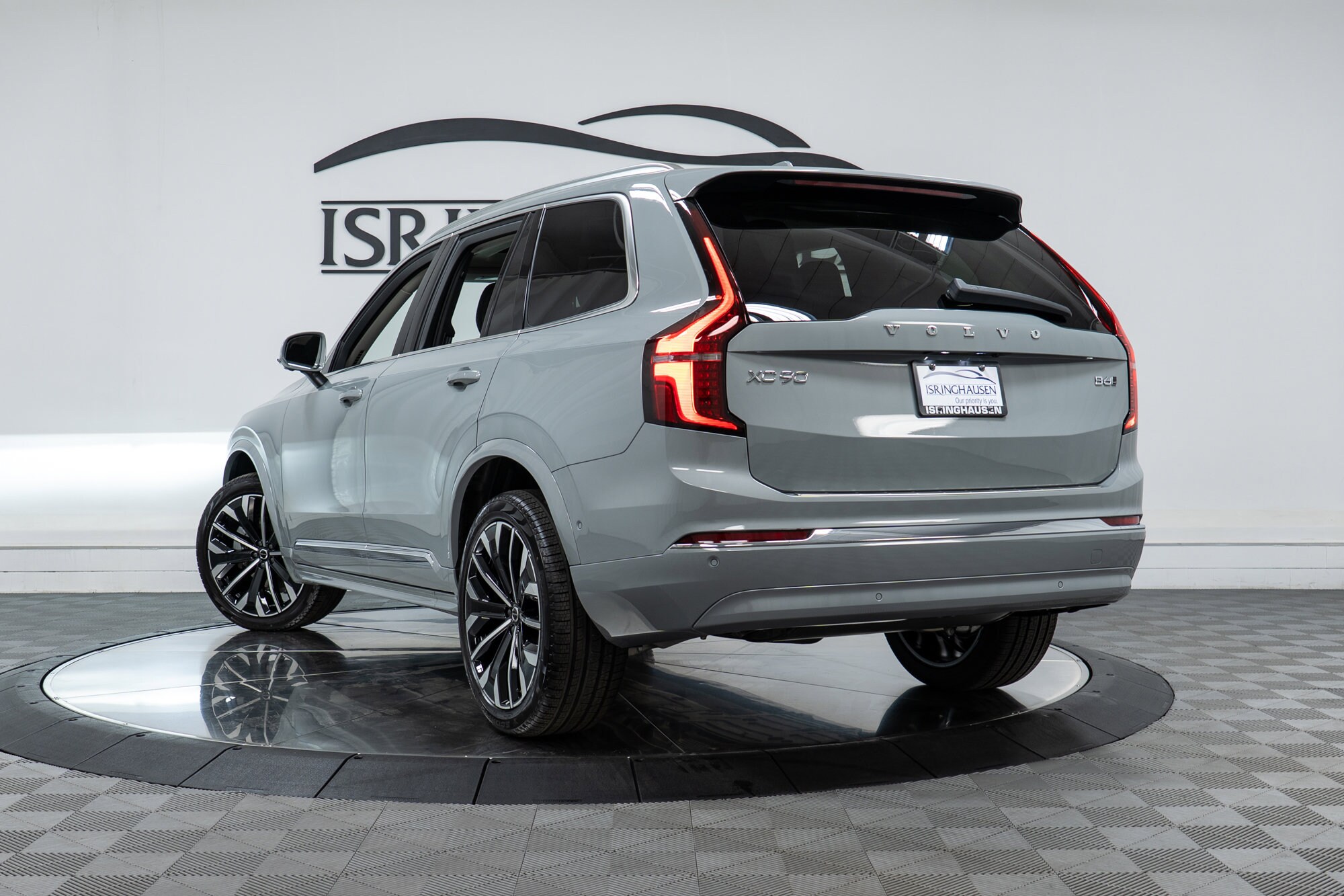 2026 Volvo XC90 Plus - Photo 29