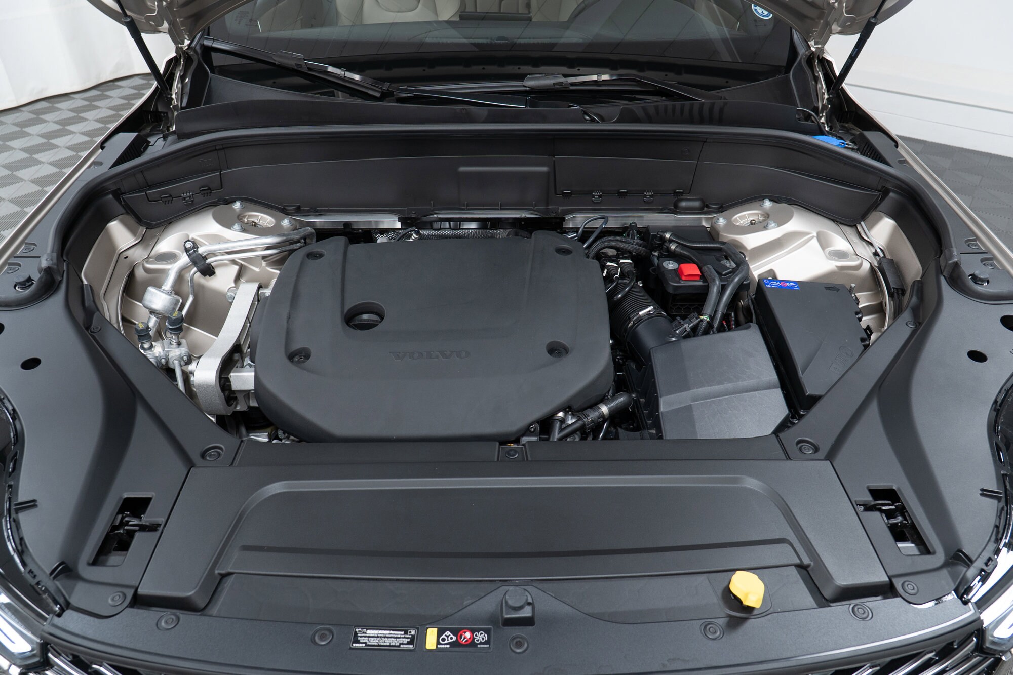 2026 Volvo XC90 Plus - Photo 9