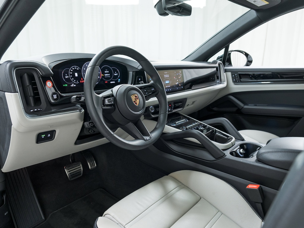 Used 2025 Porsche Cayenne Coupe S SUV