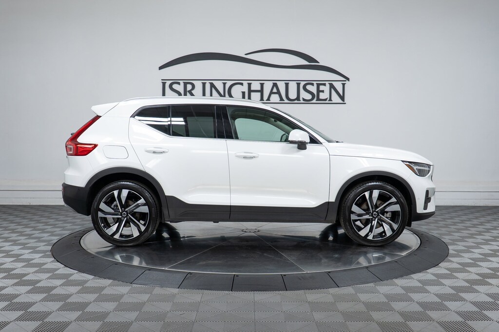 Certified 2025 Volvo XC40 B5 Plus Bright Theme SUV