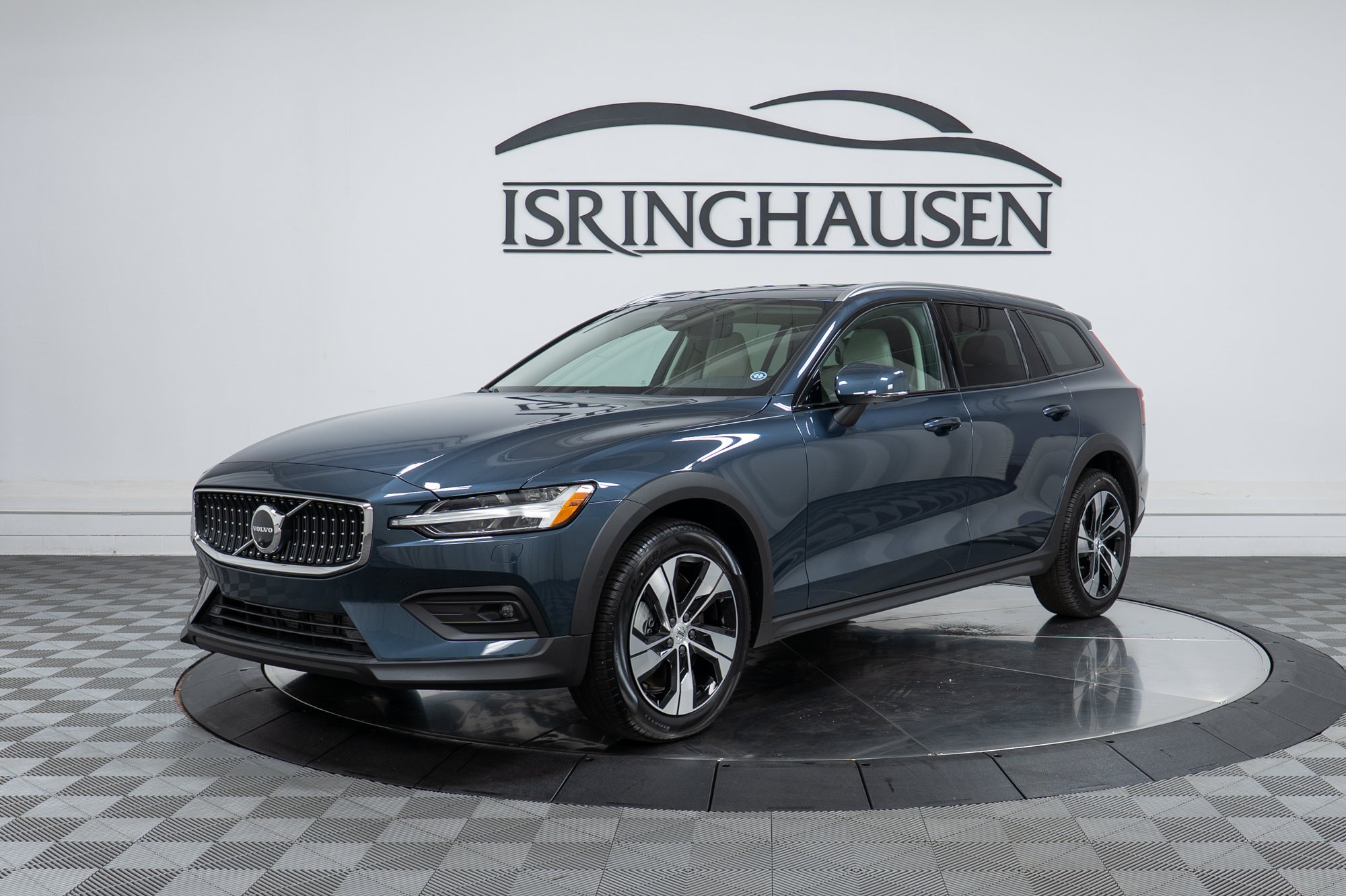 2026 Volvo V60 Cross Country Wagon 