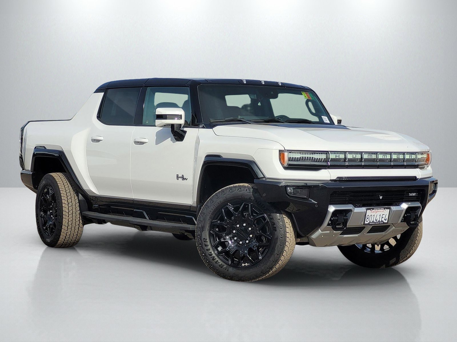 2025 GMC Hummer EV 2X's photo