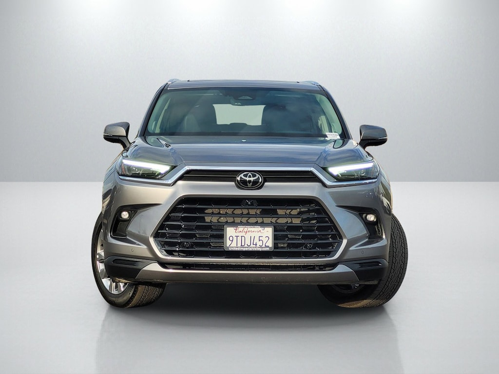 Used 2025 Toyota Grand Highlander XLE SUV