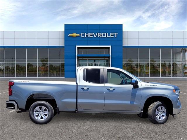 2025 Chevrolet Silverado 1500 LT photo 3