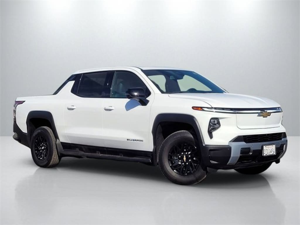 Used 2025 Chevrolet Silverado EV LT w/3LT Truck Crew Cab