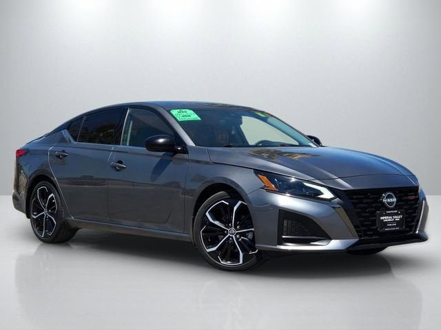 2024 Nissan Altima 2.5 SR's photo