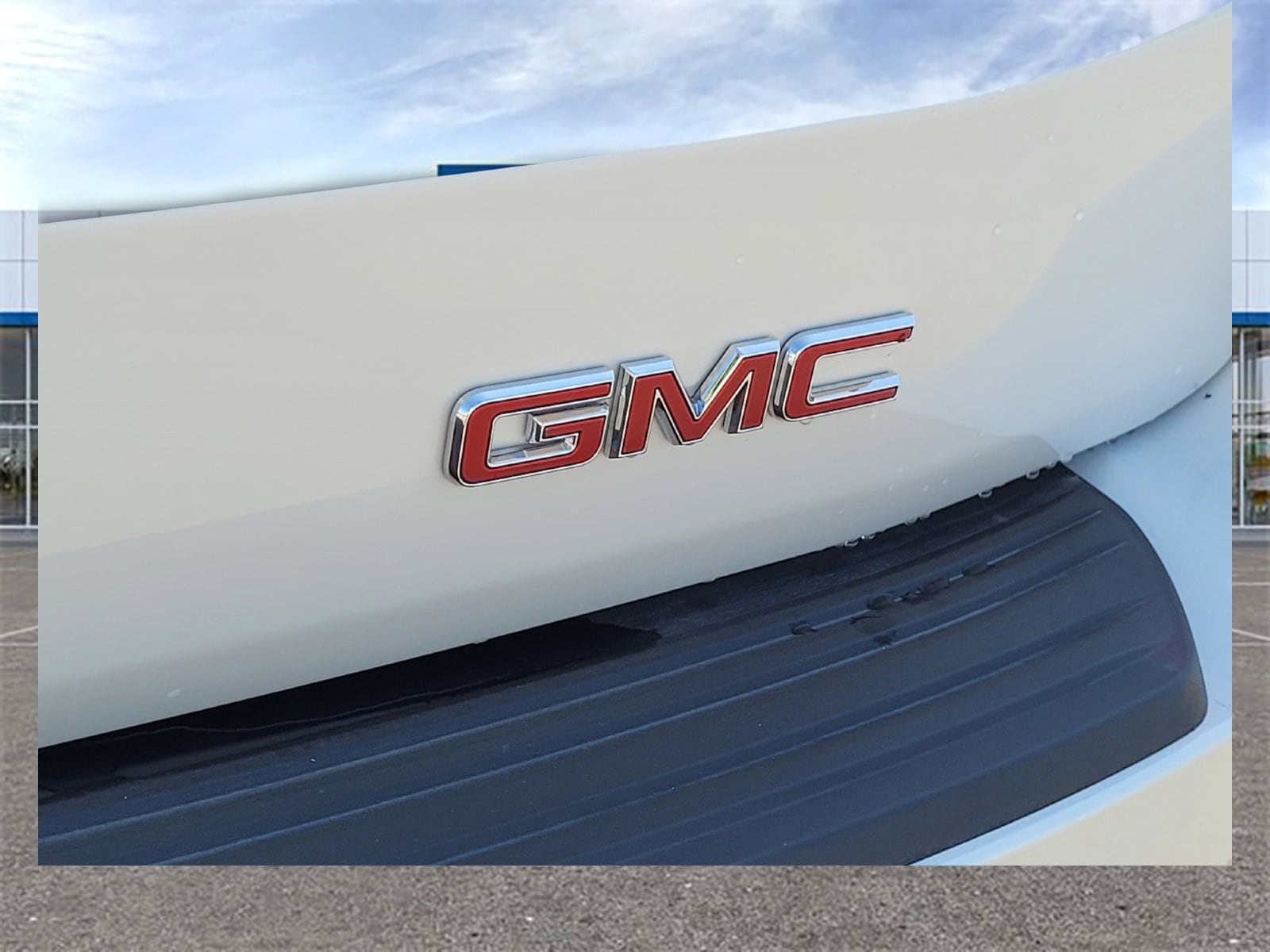 2025 GMC Yukon XL Denali - Photo 6