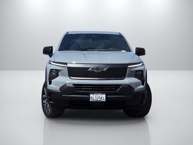 Used 2026 Chevrolet Silverado EV Work Truck with VIN 1GC10UEH9TU413140 for sale in El Centro, CA