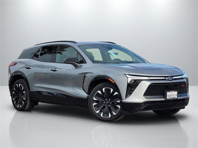 2025 Chevrolet Blazer EV RS's photo