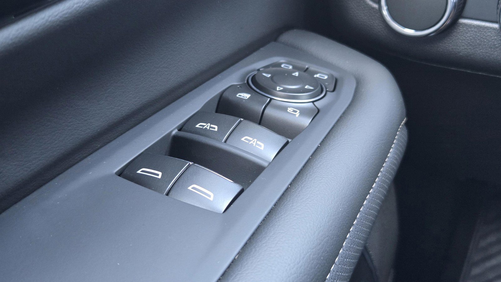 2026 Chevrolet Tahoe Premier - Photo 14