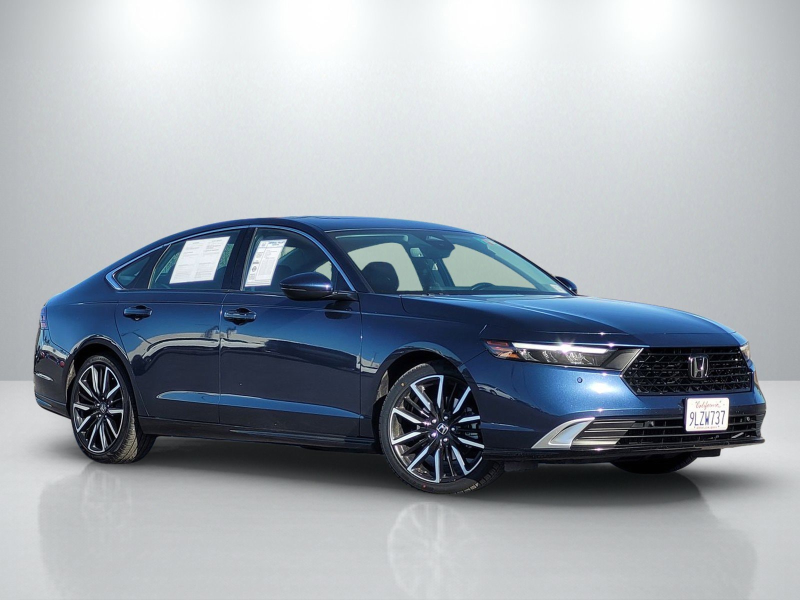 2024 Honda Accord Hybrid Touring's photo