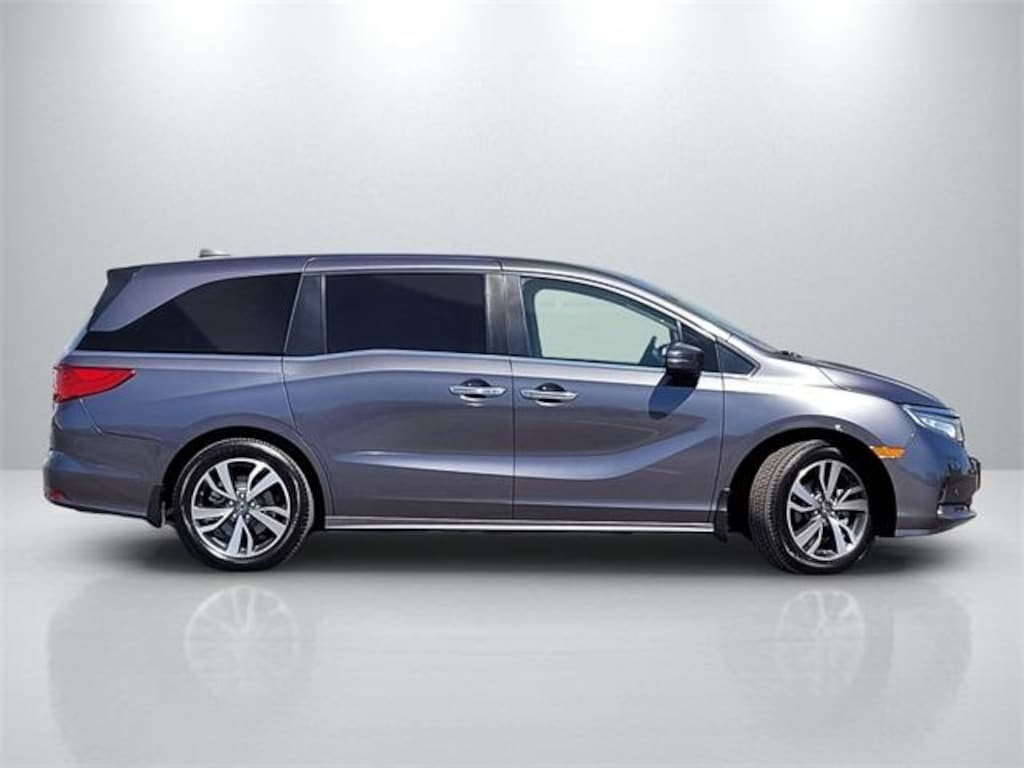 Used 2023 Honda Odyssey Touring Van