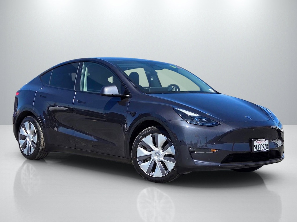 Used 2024 Tesla Model Y Long Range SUV