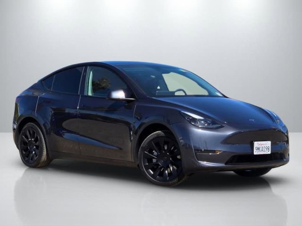 Used 2024 Tesla Model Y Base SUV