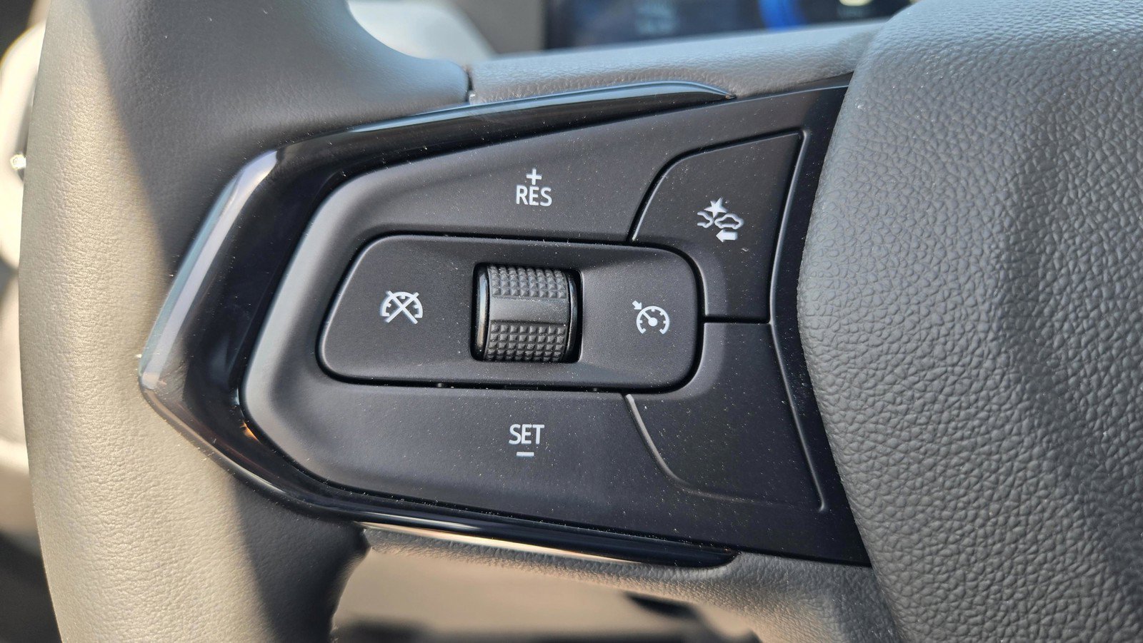 2027 Chevrolet Bolt RS - Photo 15