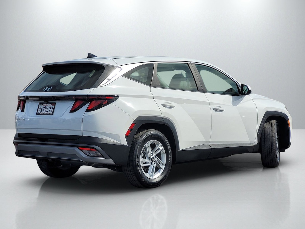 Used 2025 Hyundai Tucson SE SUV