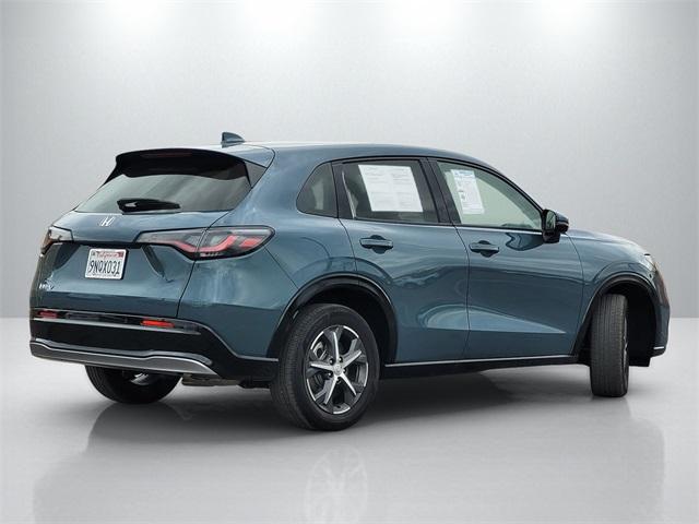 2025 Honda HR-V EX-L photo 2