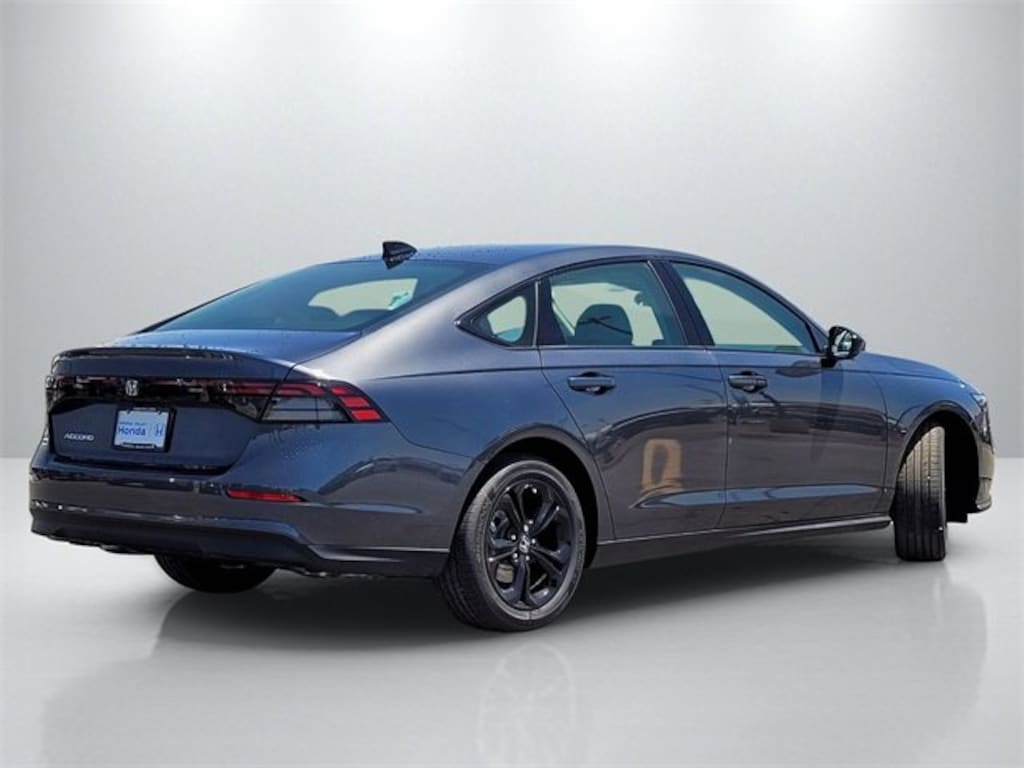 Used 2025 Honda Accord SE Sedan