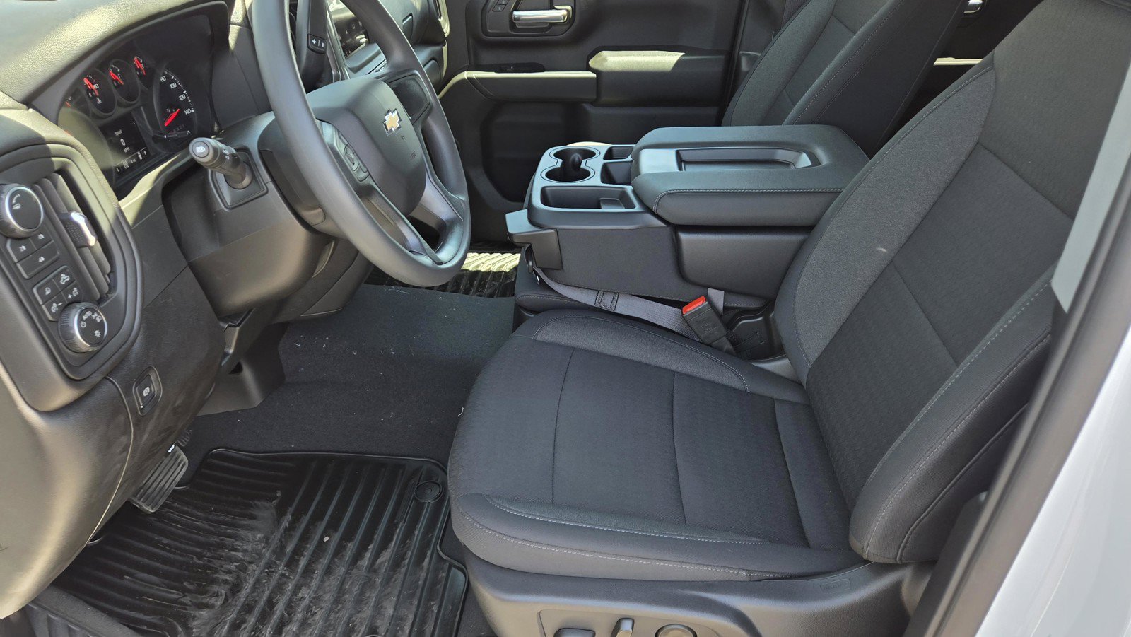 2026 Chevrolet Silverado 2500 HD Custom - Photo 10