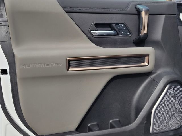 2025 GMC HUMMER EV 2X - Photo 15