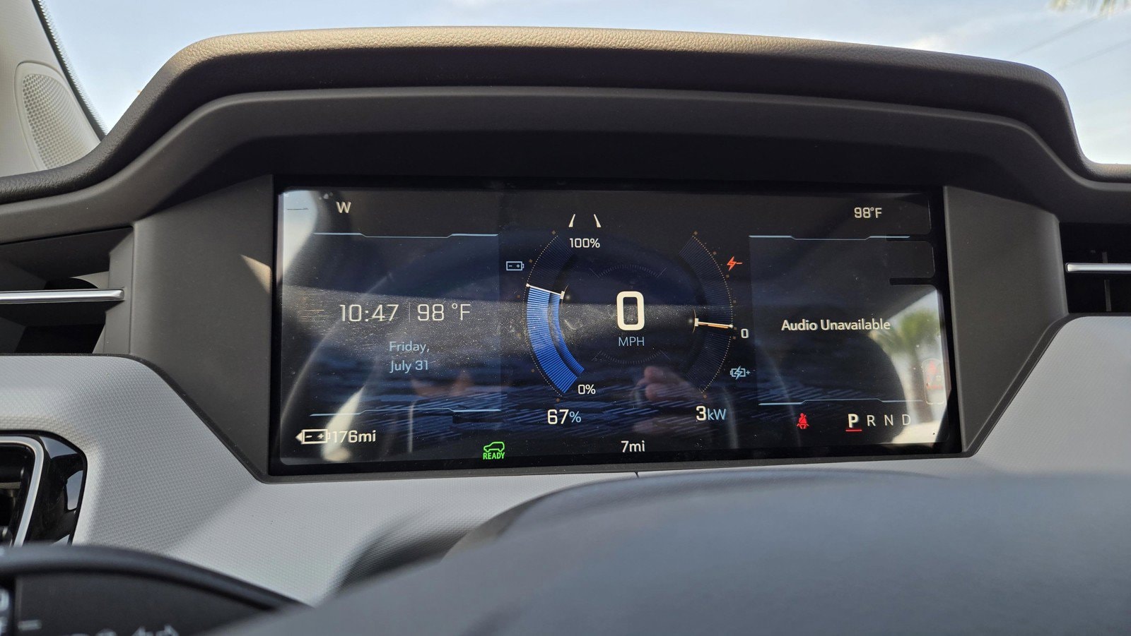 2027 Chevrolet Bolt RS - Photo 17