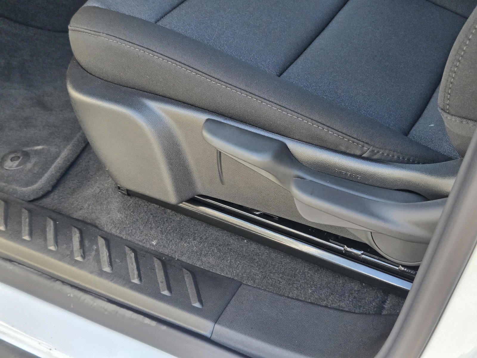 2026 Chevrolet Colorado Trail Boss - Photo 12