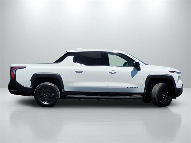 2025 Chevrolet Silverado EV LT photo 3