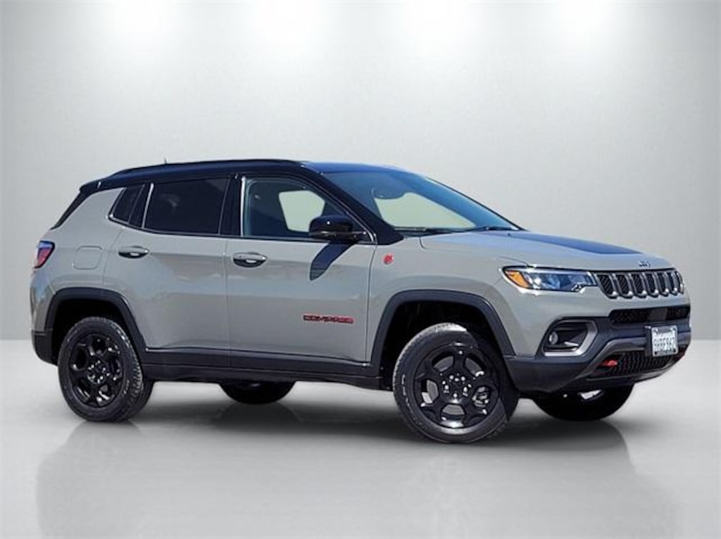 Used 2023 Jeep Compass Trailhawk SUV