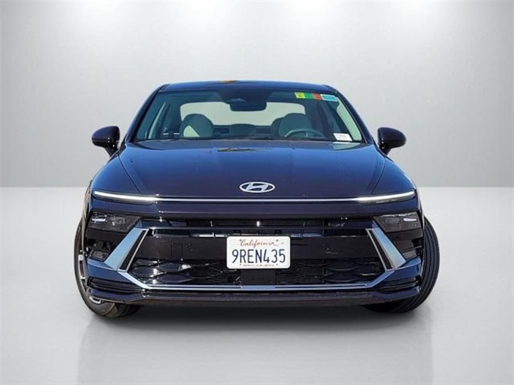 Used 2024 Hyundai Sonata SEL Sedan