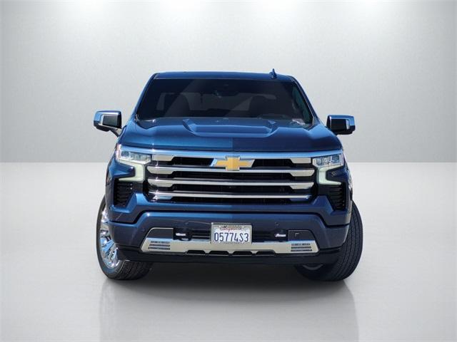 2023 Chevrolet Silverado 1500 High Country photo 2