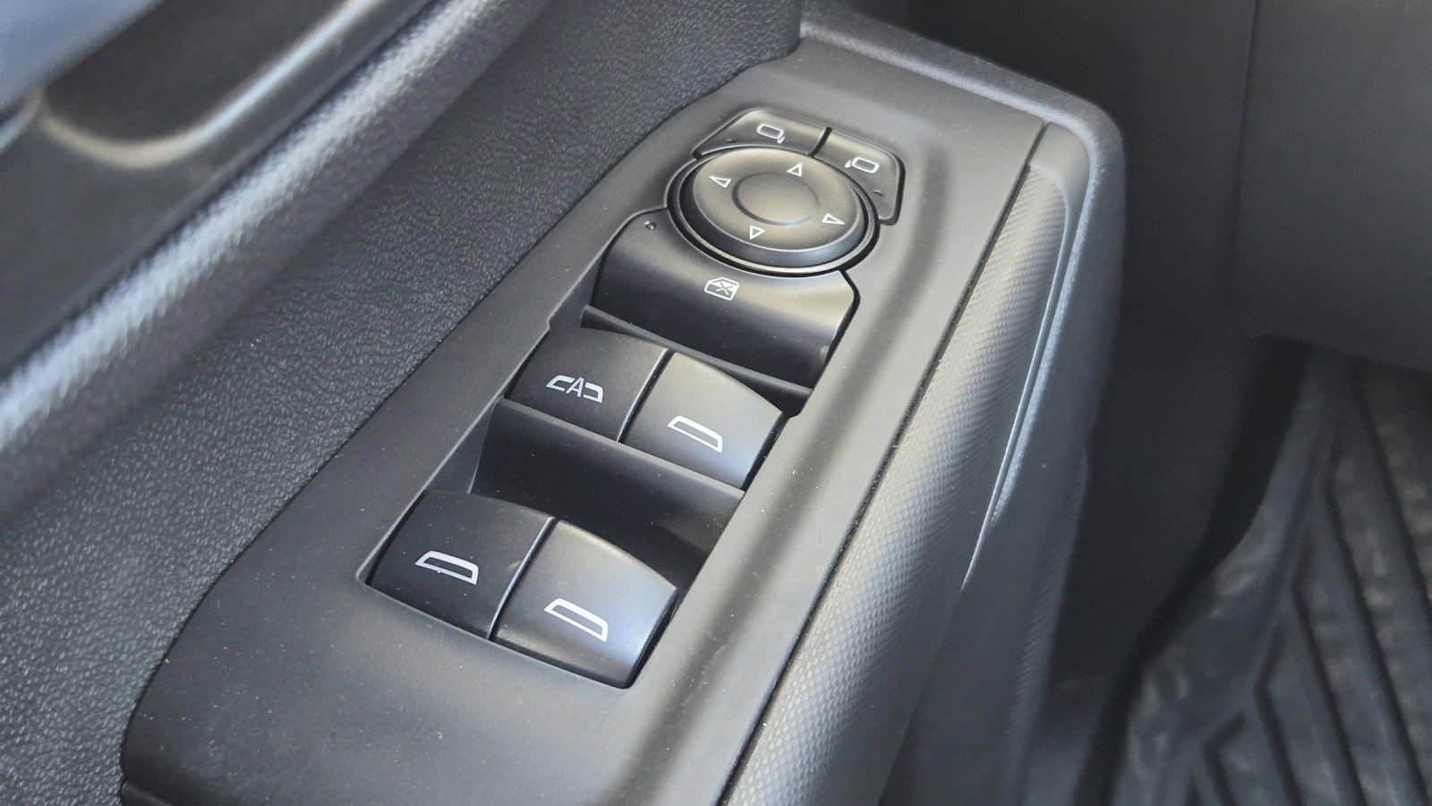 2026 Chevrolet Silverado 1500 Custom Trail Boss - Photo 13